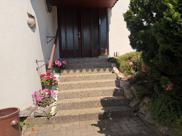 Familienparadies an ruhiger Privatstrasse 2