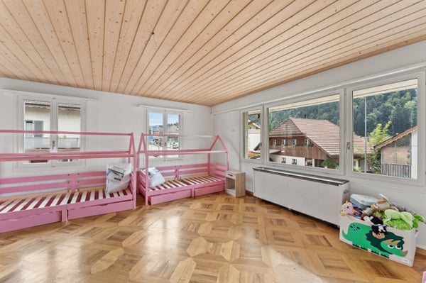 Charmantes Mehrfamilienhaus mit 5.8% Rendite 5