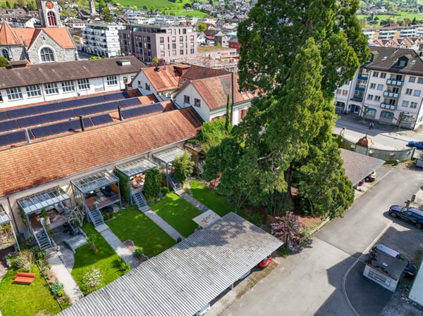 Einzigartiges Wohnen in Fabrik-Chic mitten in Walenstadt 2