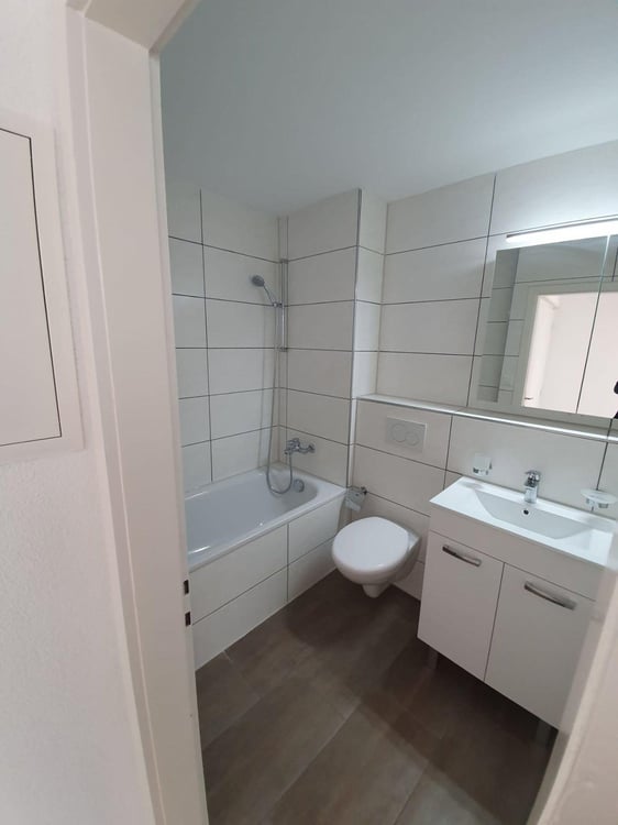 Charmant appartement de 4 pièces à Valbirse 6