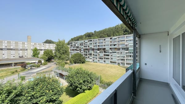 Helle neu sanierte 4-Zimmer-Wohnung mit…