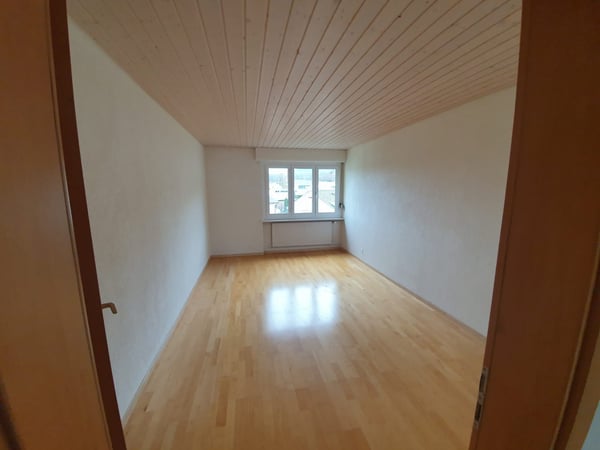 Appartement de 4 pièces avec balcon à Bassecourt **Un mois offert** 4