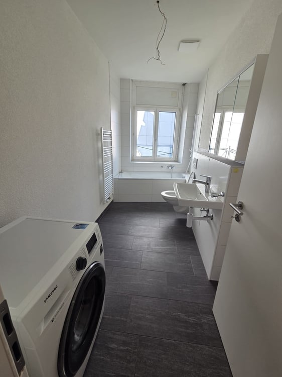 Charmant appartement de 2 pièces à Delémont 6