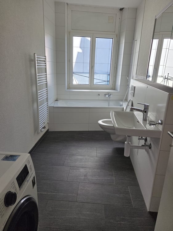 Charmant appartement de 2 pièces à Delémont 7