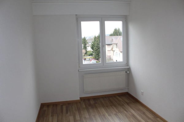 Helle 4-Zimmer-Wohnung mit Balkon 8