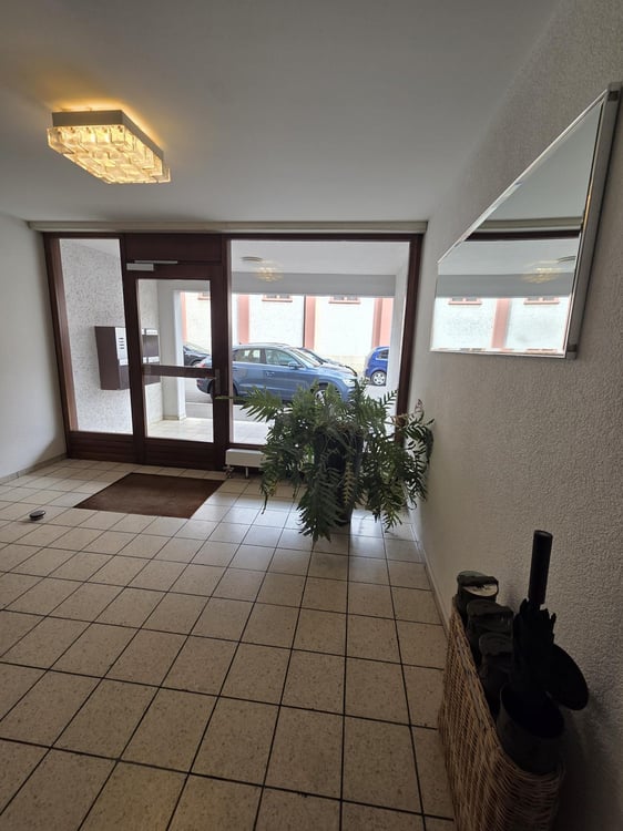 Charmante 3-Zimmer-Eigentumswohnung im Erdgeschoss in Basel 12