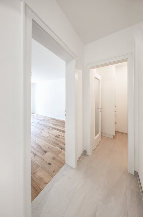Moderne 1-Zimmer-Wohnung mit Balkon in Basel 1