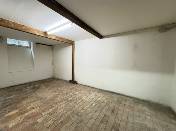 ATTRAKTIVES STADTHAUS MIT VISIONEN 19