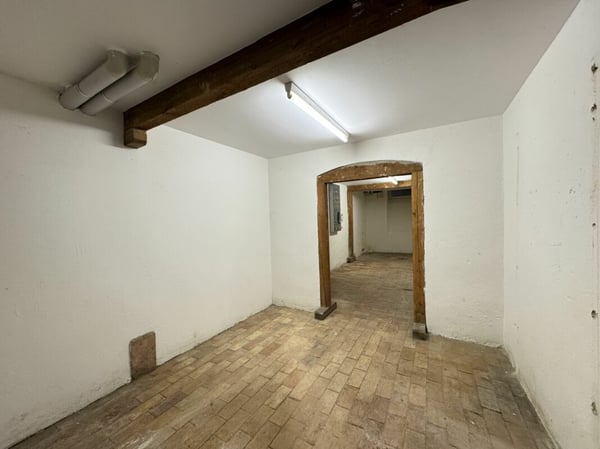 ATTRAKTIVES STADTHAUS MIT VISIONEN 21