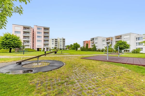 WOHNEN AN RUHIGER LAGE IN HOMBRECHTIKON - BEFRISTET BIS 31.3.2026 12