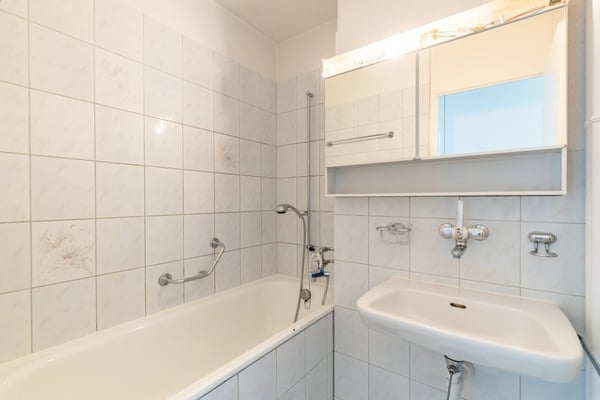 WOHNEN AN RUHIGER LAGE IN HOMBRECHTIKON - BEFRISTET BIS 31.3.2026 9