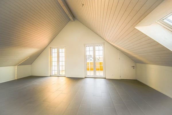 WUNDERSCHÖNE DACHGESCHOSSWOHNUNG IM LÄNDLICHEN OBFELDEN 6