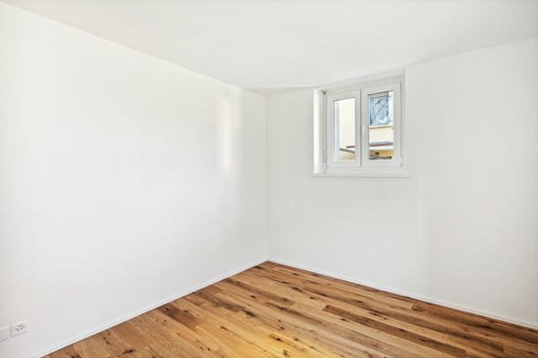 MODERNE WOHNUNG IM ERDGESCHOSS 10