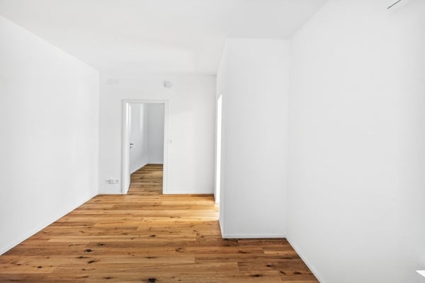 MODERNE WOHNUNG IM ERDGESCHOSS 4