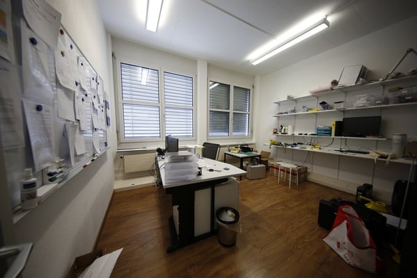 GROSSZÜGIGE GEWERBEFLÄCHE IN SCHÖFTLAND 4