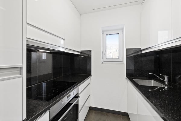 GEMÜTLICHE WOHNUNG AN ZENTRALER LAGE ZU VERMIETEN 3