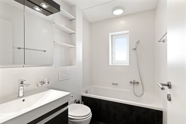 GEMÜTLICHE WOHNUNG AN ZENTRALER LAGE ZU VERMIETEN 7