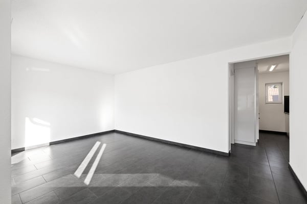 GEMÜTLICHE WOHNUNG AN ZENTRALER LAGE ZU VERMIETEN 4