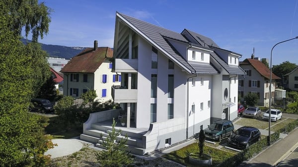 GEMÜTLICHE WOHNUNG ZU VERMIETEN