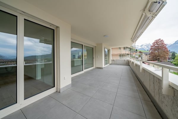 TRAUMHAFTE WOHNUNG IN MORSCHACH ZU VERMIETEN 2