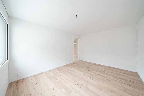 TRAUMHAFTE WOHNUNG IN MORSCHACH ZU VERMIETEN 7