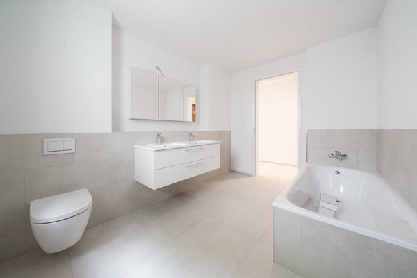 TRAUMHAFTE WOHNUNG IN MORSCHACH ZU VERMIETEN 8