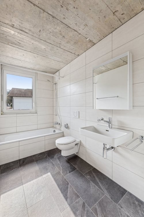 GROSSZÜGIG UND LICHTDURCHFLUTET 7