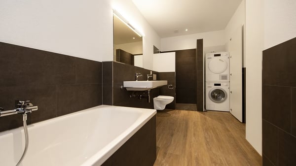 GROSSZÜGIGE WOHNUNG IN STAUFEN ZU VERMIETEN 8