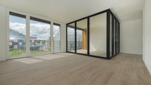 GROSSZÜGIGE WOHNUNG IN STAUFEN ZU VERMIETEN 2