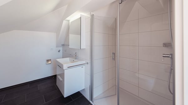 TOLLE DACHWOHNUNG SUCHT NACHMIETER- 1- MIETZINS GESCHENKT 5