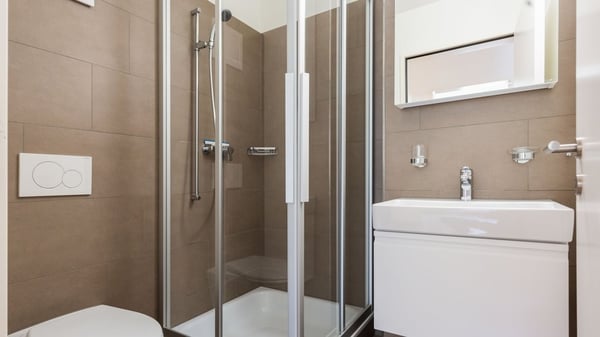 GEMÜTLICHE 2.5 ZIMMER-WOHNUNG IN ANGLIKON 3
