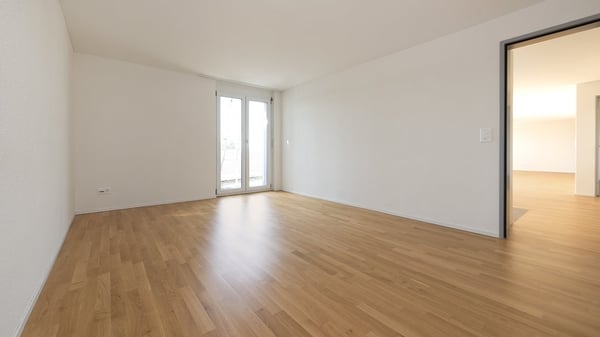 TOLLE 4.5 ZIMMER WOHNUNG MIT ZWEI BALKONEN ZU VERMIETEN 7