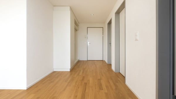 TOLLE 4.5 ZIMMER WOHNUNG MIT ZWEI BALKONEN ZU VERMIETEN 5
