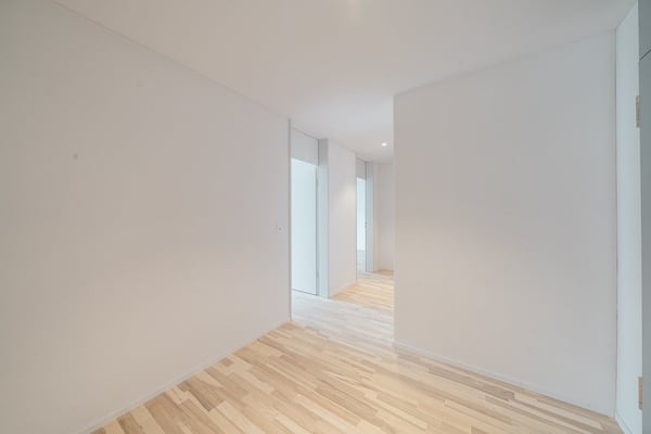 MODERNE ATTIKAWOHNUNG ZU VERMIETEN 8
