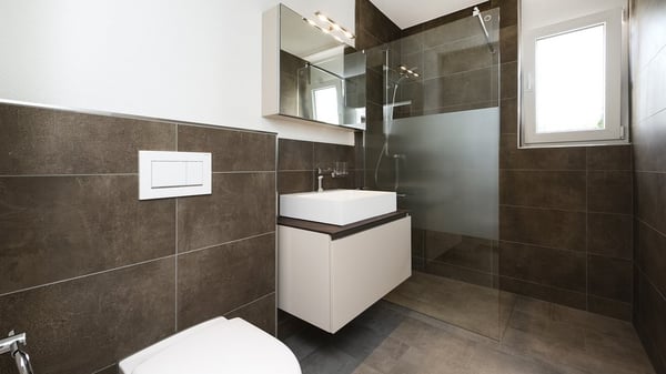 LICHTDURCHFLUTETE 3.5 ZIMMER-WOHNUNG MIT GROSSER TERRASSE 7
