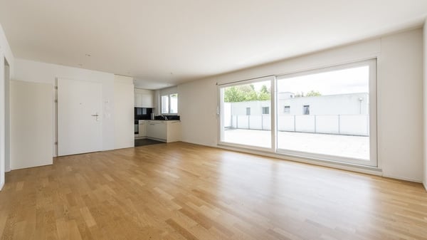 GROSSZÜGIGE ATTIKAWOHNUNG ZU VERMIETEN 8