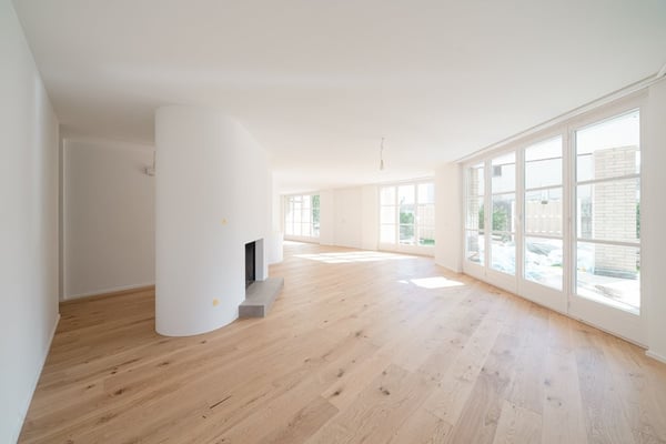 GROSSZÜGIGE UND CHARMANTE GARTENWOHNUNG - FRISCH SANIERT 2