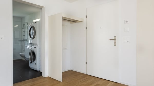 GEMÜTLICHE WOHNUNG AN RUHIGER LAGE ZU VERMIETEN 5