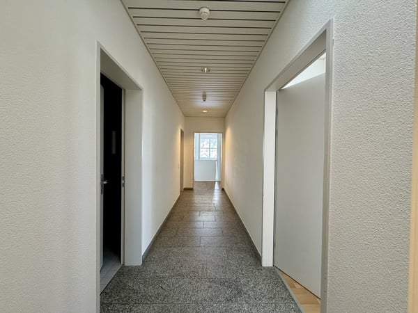GEWERBERÄUMLICHKEITEN AN ZENTRALER LAGE 5