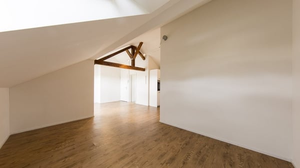 GEMÜTLICHE WOHNUNG AN GUTER LAGE ZU VERMIETEN 6