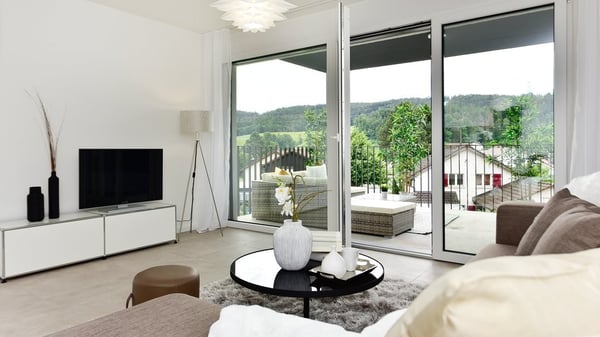 MODERN MIT GROSSZÜGIGEM BALKON 4
