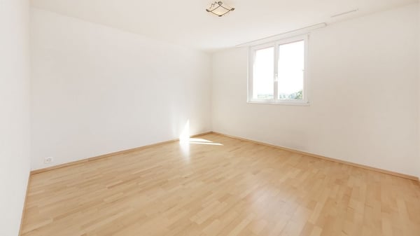 MODERN WOHNEN MIT GROSSEM UND SONNENVERWÖHNTEM BALKON 8