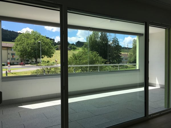 GROSSZÜGIGE UND MODERNE 2.5 ZIMMER-WOHNUNG IN REINACH AG 8