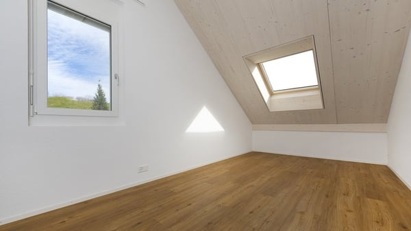 LICHTDURCHFLUTET UND GROSSZÜGIG WOHNEN IN FISCHBACH 7