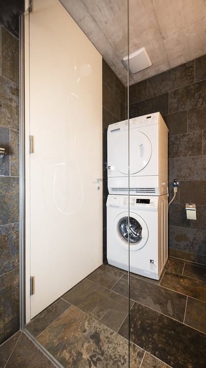 WUNDERSCHÖNE DESIGNER-WOHNUNG 6