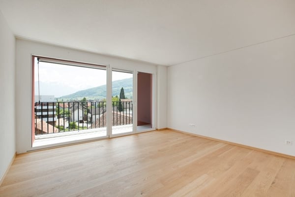 MODERNE 4.5 ZIMMERWOHNUNG IN GRABS ZU VERMIETEN 2