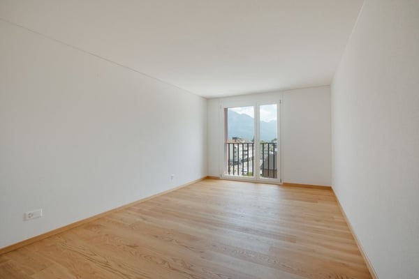 MODERNE 4.5 ZIMMERWOHNUNG IN GRABS ZU VERMIETEN 9