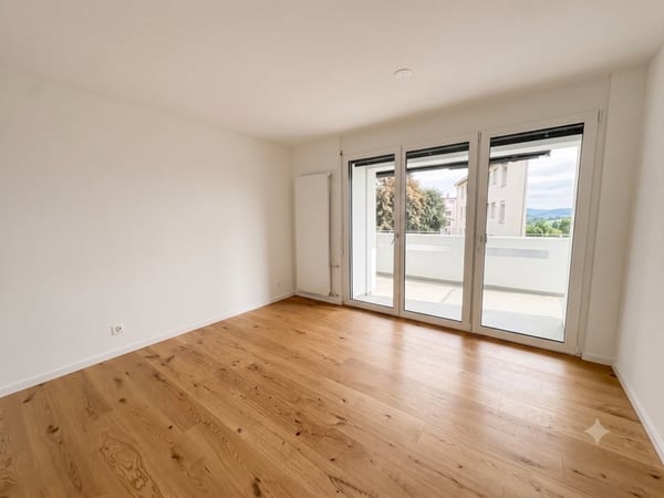 LETZTE 3.5 ZIMMER WOHNUNG - FRISCH SANIERT AN RUHIGER LAGE 5