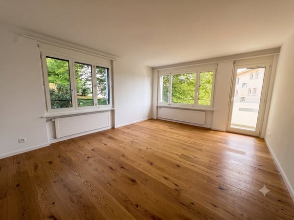 LETZTE 3.5 ZIMMER WOHNUNG - FRISCH SANIERT AN RUHIGER LAGE 4