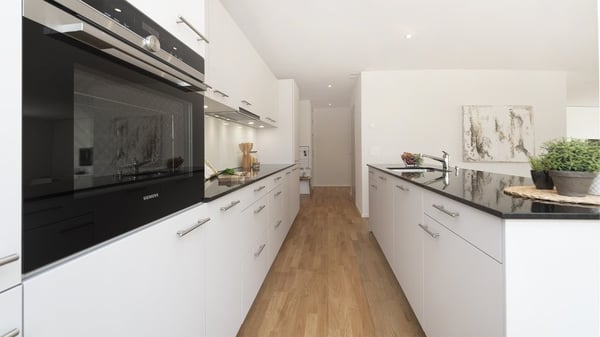 TRAUMHAFTE WOHNUNG AN RUHIGER LAGE IN ARCH 6
